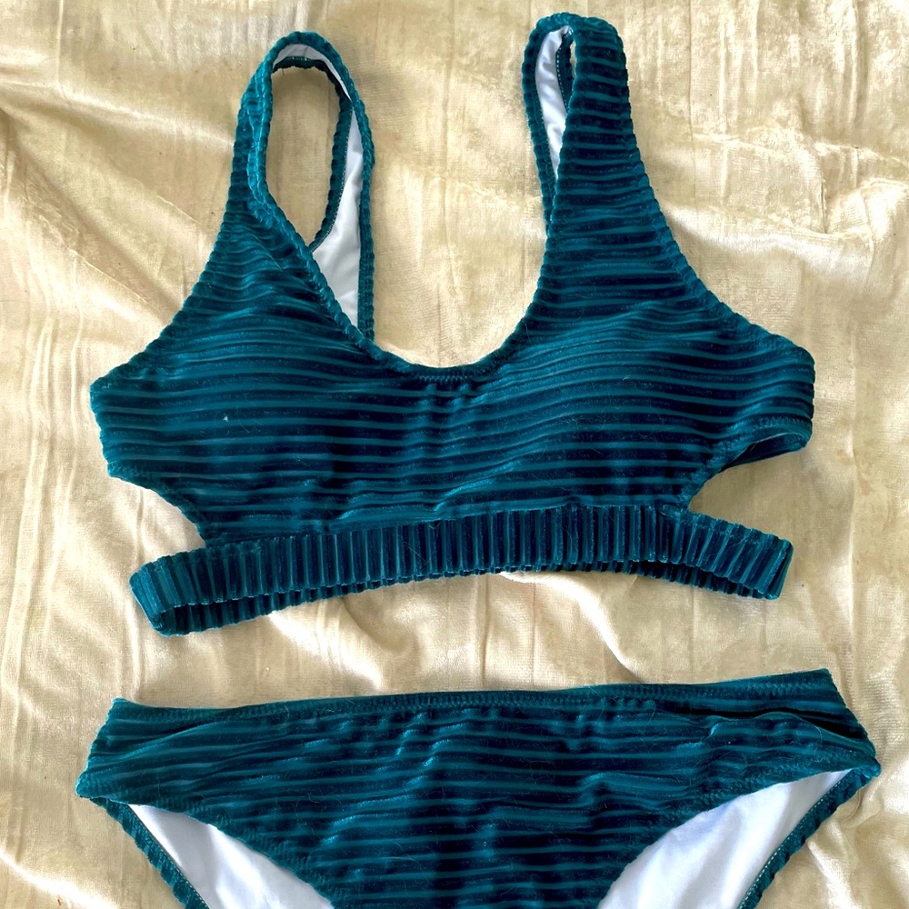 Cupshe velvet swimsuit